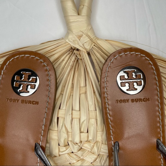 NEW Tory Burch Abitha Flip Flop Sandals 11 Pewter Mirror Metallic Leather Silver - Picture 3 of 10